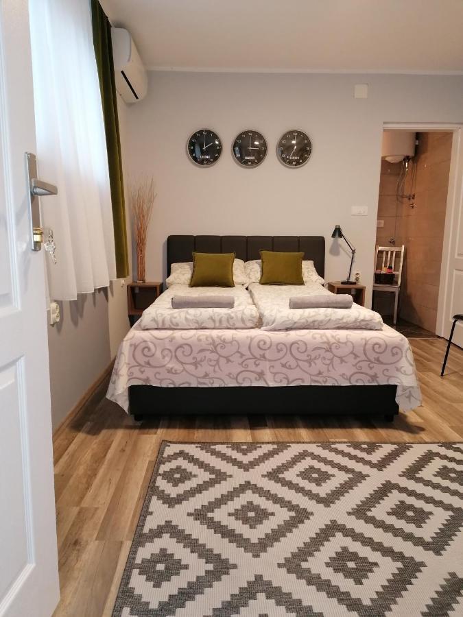 Sombor 19 Central Apartment ภายนอก รูปภาพ