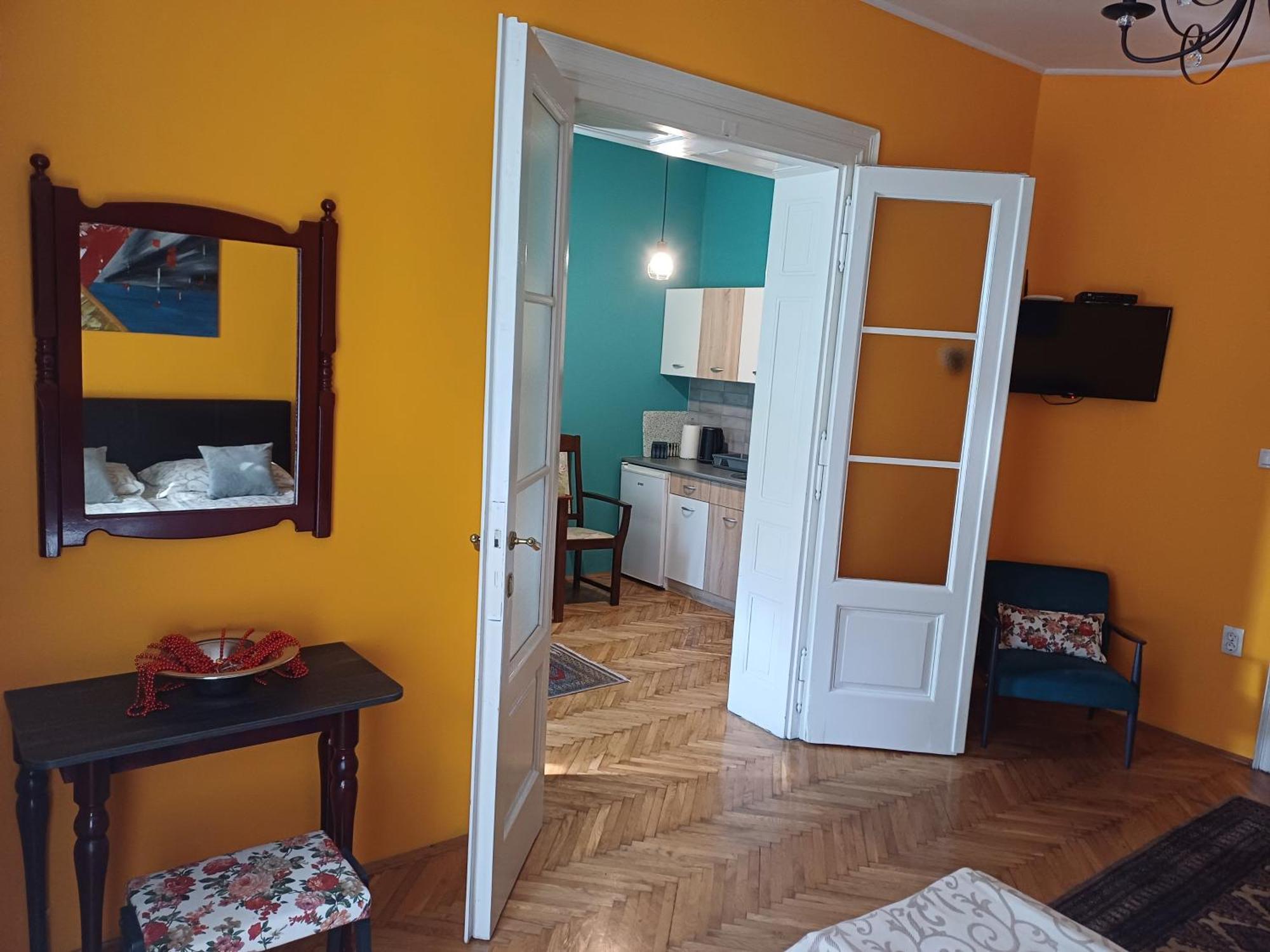 Sombor 19 Central Apartment ภายนอก รูปภาพ