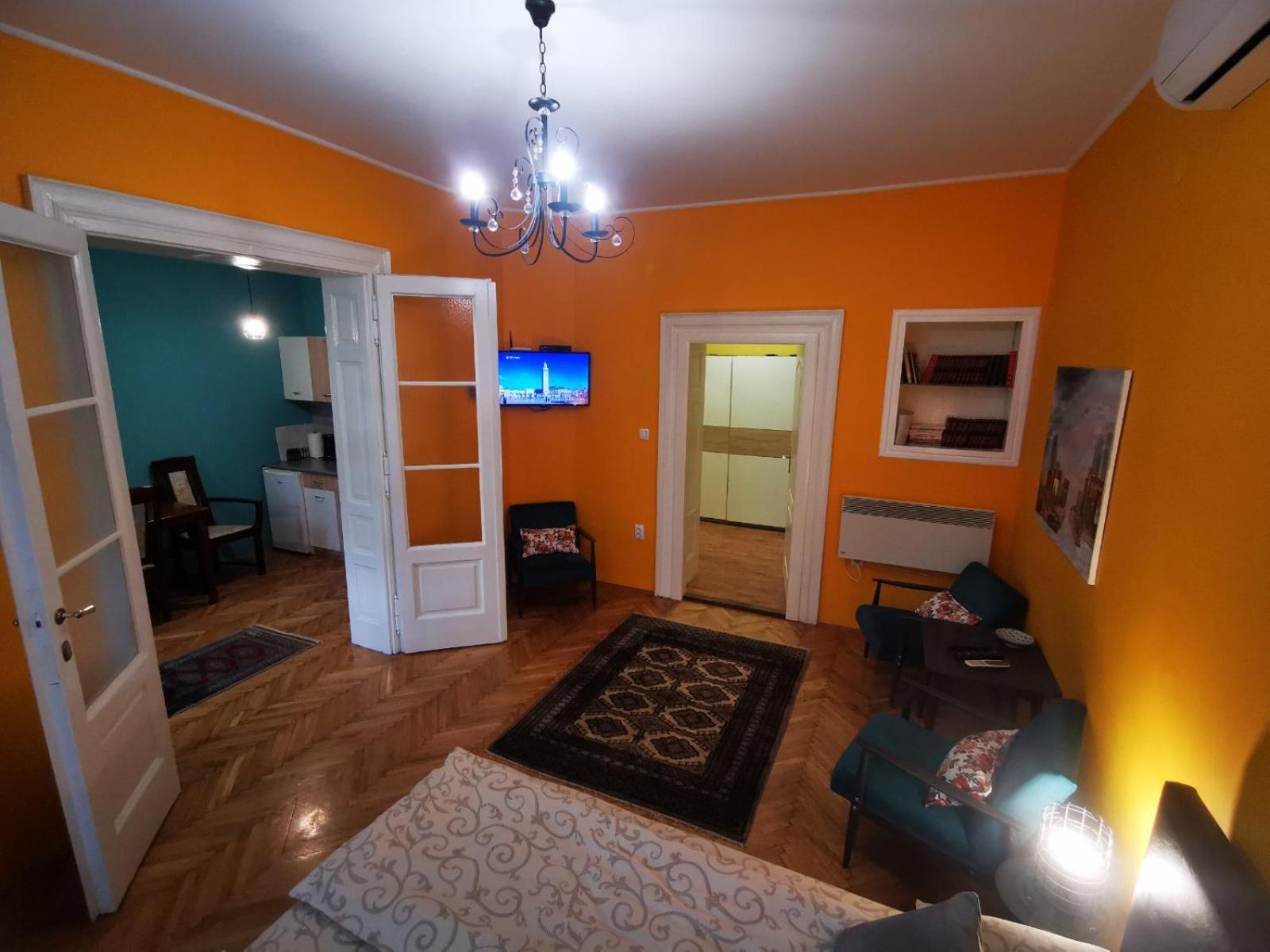 Sombor 19 Central Apartment ภายนอก รูปภาพ